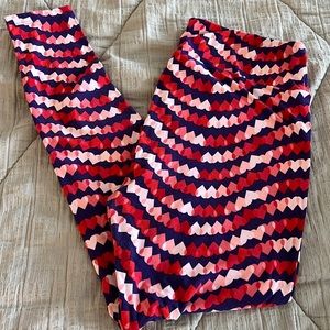 Lularoe Valentines TC leggings